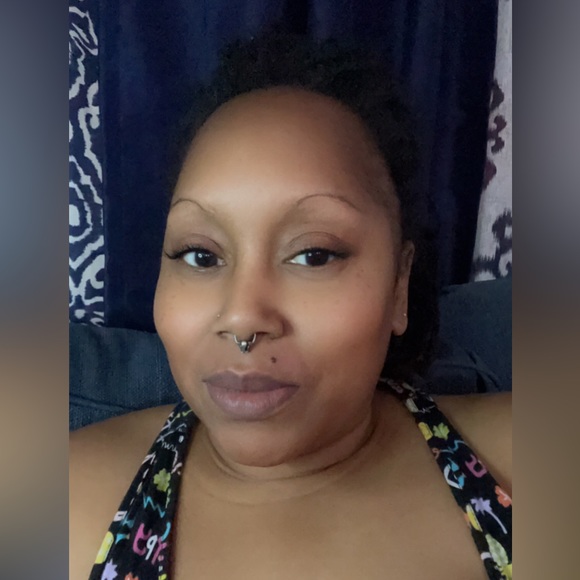 Meet your Posher, Jakia - Picture 6 of 9